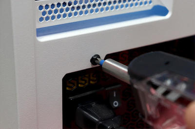 小身材三形态巧用劲 wiha鳄鱼嘴批头17件套体验